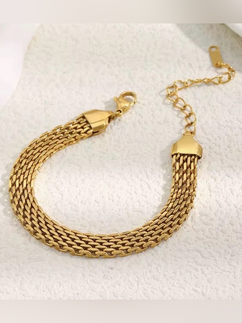 Cuban Chain Bracelet, Unisex Stainless Steel Gold-Plated Waterproof Jewelry. - Picture 3 of 7